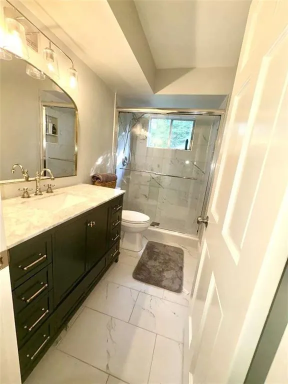 7190 Twin Branch Road, Atlanta, Georgia 30328, 5 Bedrooms Bedrooms, ,3 BathroomsBathrooms,Residential,For Sale,7190 Twin Branch Road,7762467