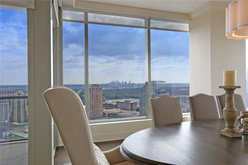 3630 Peachtree Road Ne Unit 2703, Atlanta, Georgia 30326, 3 Bedrooms Bedrooms, ,3 BathroomsBathrooms,Residential,Sold,3630 Peachtree Road Ne Unit 2703,5750148