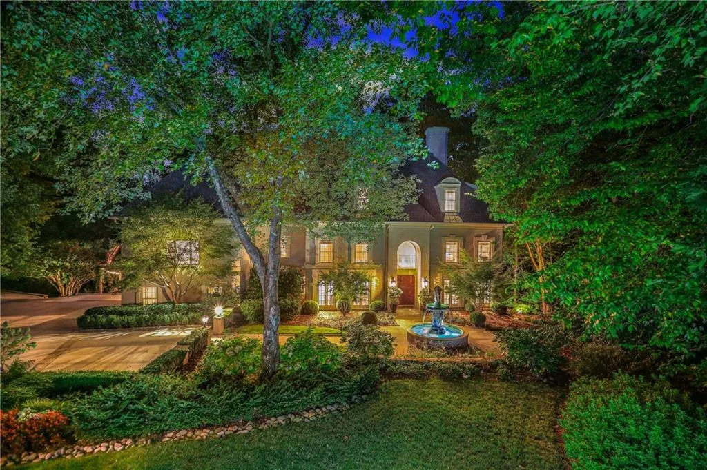 5265 Kenbrook Way, Atlanta, Georgia 30327, 6 Bedrooms Bedrooms, ,5 BathroomsBathrooms,Residential,Sold,5265 Kenbrook Way,6625218