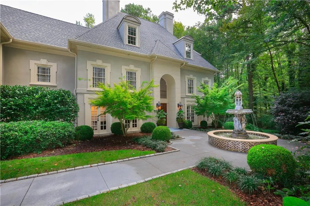 5265 Kenbrook Way, Atlanta, Georgia 30327, 6 Bedrooms Bedrooms, ,5 BathroomsBathrooms,Residential,Sold,5265 Kenbrook Way,6625218