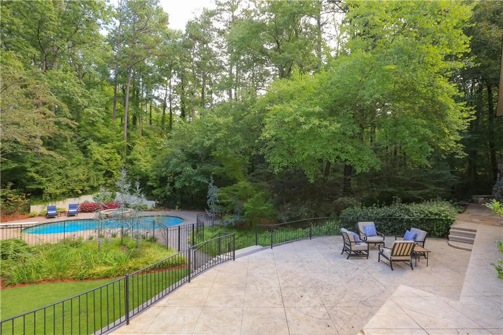 5265 Kenbrook Way, Atlanta, Georgia 30327, 6 Bedrooms Bedrooms, ,5 BathroomsBathrooms,Residential,Sold,5265 Kenbrook Way,6625218