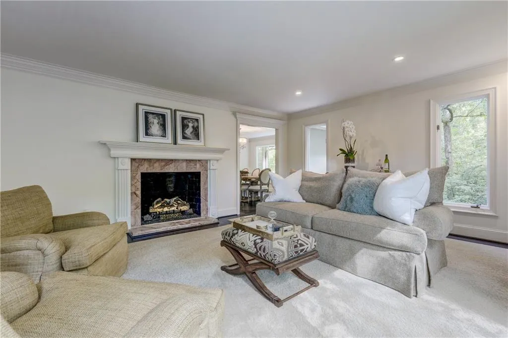 5265 Kenbrook Way, Atlanta, Georgia 30327, 6 Bedrooms Bedrooms, ,5 BathroomsBathrooms,Residential,Sold,5265 Kenbrook Way,6625218