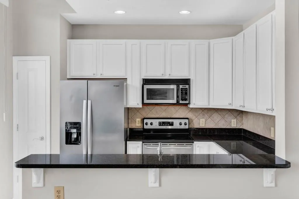 3040 Peachtree Road Nw Unit 1605, Atlanta, Georgia 30305, 1 Bedroom Bedrooms, ,1 BathroomBathrooms,Residential,For Sale,3040 Peachtree Road Nw Unit 1605,7613244