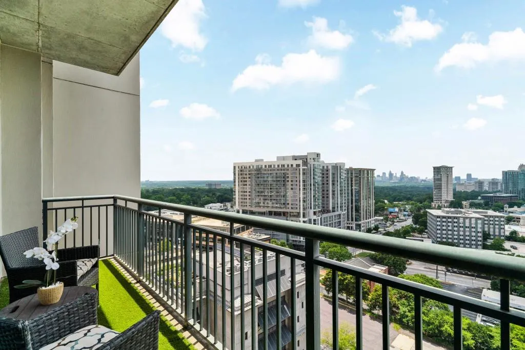 3040 Peachtree Road Nw Unit 1605, Atlanta, Georgia 30305, 1 Bedroom Bedrooms, ,1 BathroomBathrooms,Residential,For Sale,3040 Peachtree Road Nw Unit 1605,7613244
