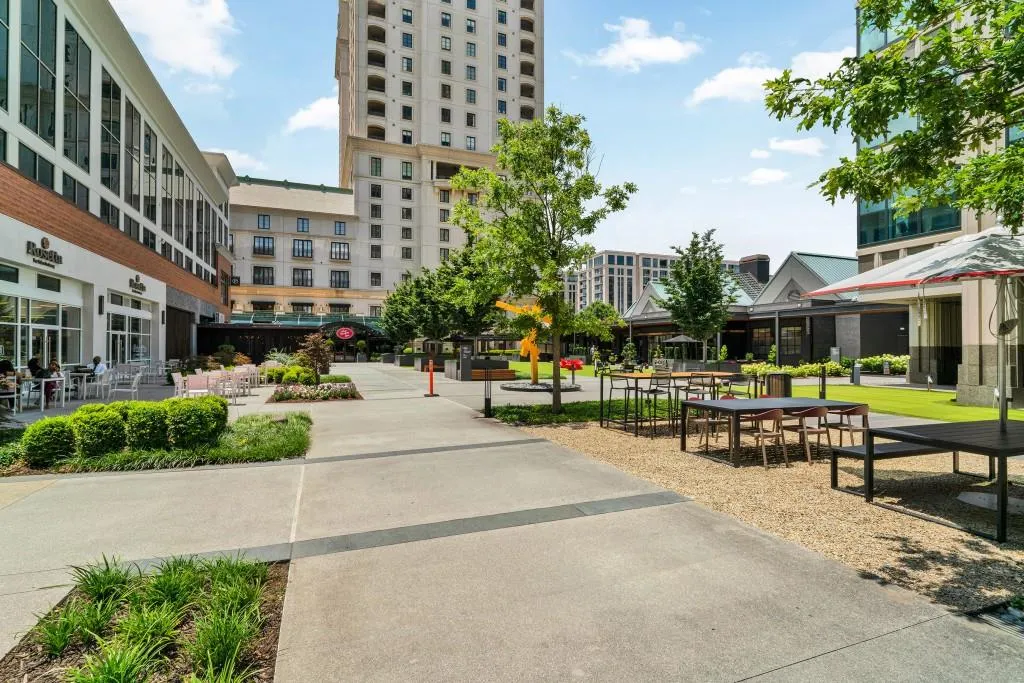3040 Peachtree Road Nw Unit 1605, Atlanta, Georgia 30305, 1 Bedroom Bedrooms, ,1 BathroomBathrooms,Residential,For Sale,3040 Peachtree Road Nw Unit 1605,7613244