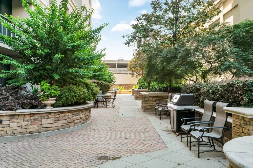 3040 Peachtree Road Nw Unit 1605, Atlanta, Georgia 30305, 1 Bedroom Bedrooms, ,1 BathroomBathrooms,Residential,For Sale,3040 Peachtree Road Nw Unit 1605,7613244