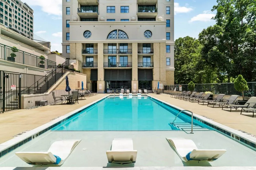3040 Peachtree Road Nw Unit 1605, Atlanta, Georgia 30305, 1 Bedroom Bedrooms, ,1 BathroomBathrooms,Residential,For Sale,3040 Peachtree Road Nw Unit 1605,7613244