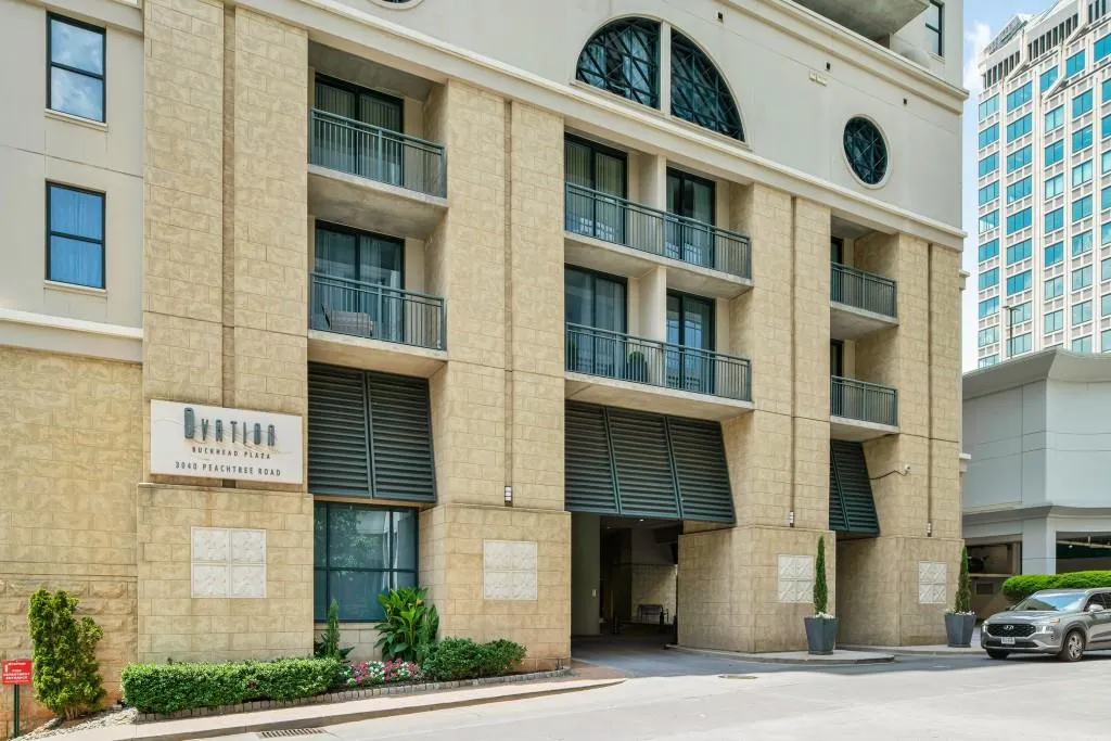 3040 Peachtree Road Nw Unit 1605, Atlanta, Georgia 30305, 1 Bedroom Bedrooms, ,1 BathroomBathrooms,Residential,For Sale,3040 Peachtree Road Nw Unit 1605,7613244