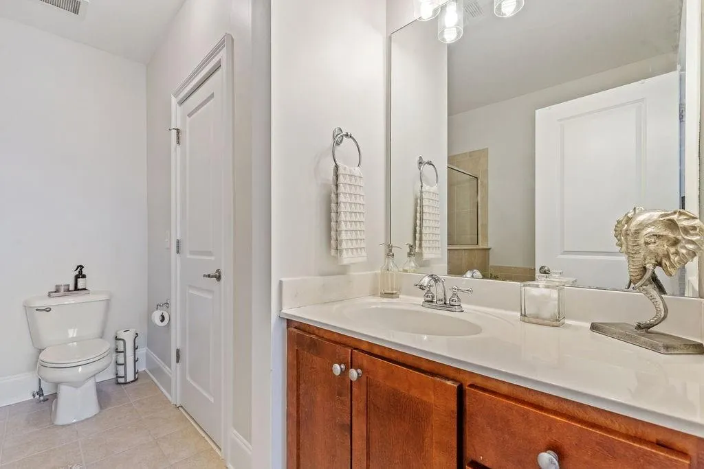 6472 Chariot Street, Sandy Springs, Georgia 30328, 2 Bedrooms Bedrooms, ,2 BathroomsBathrooms,Residential,Sold,6472 Chariot Street,6824502