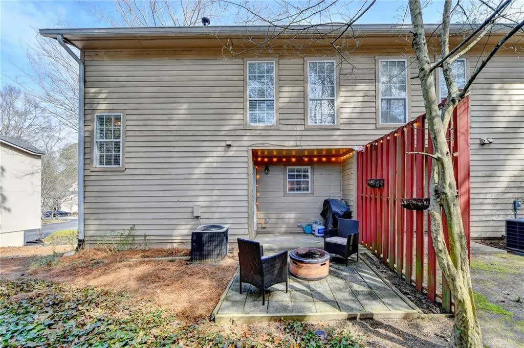 104 Masons Creek Circle, Sandy Springs, Georgia 30350, 3 Bedrooms Bedrooms, ,2 BathroomsBathrooms,Residential,Sold,104 Masons Creek Circle,7178995