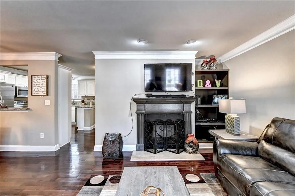 104 Masons Creek Circle, Sandy Springs, Georgia 30350, 3 Bedrooms Bedrooms, ,2 BathroomsBathrooms,Residential,Sold,104 Masons Creek Circle,7178995