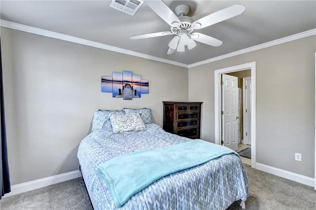 104 Masons Creek Circle, Sandy Springs, Georgia 30350, 3 Bedrooms Bedrooms, ,2 BathroomsBathrooms,Residential,Sold,104 Masons Creek Circle,7178995