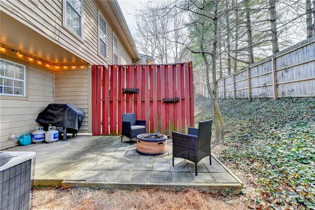 104 Masons Creek Circle, Sandy Springs, Georgia 30350, 3 Bedrooms Bedrooms, ,2 BathroomsBathrooms,Residential,Sold,104 Masons Creek Circle,7178995