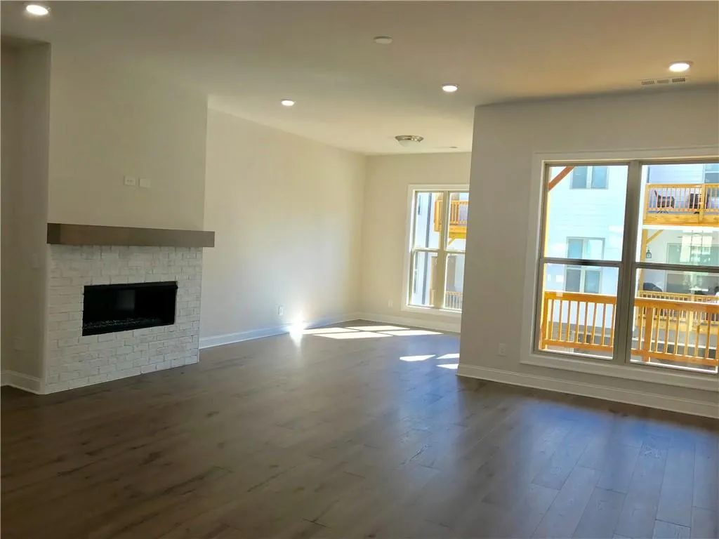 4317 Parkside Place Unit 16, Sandy Springs, Georgia 30342, 3 Bedrooms Bedrooms, ,3 BathroomsBathrooms,Residential,Sold,4317 Parkside Place Unit 16,6547331