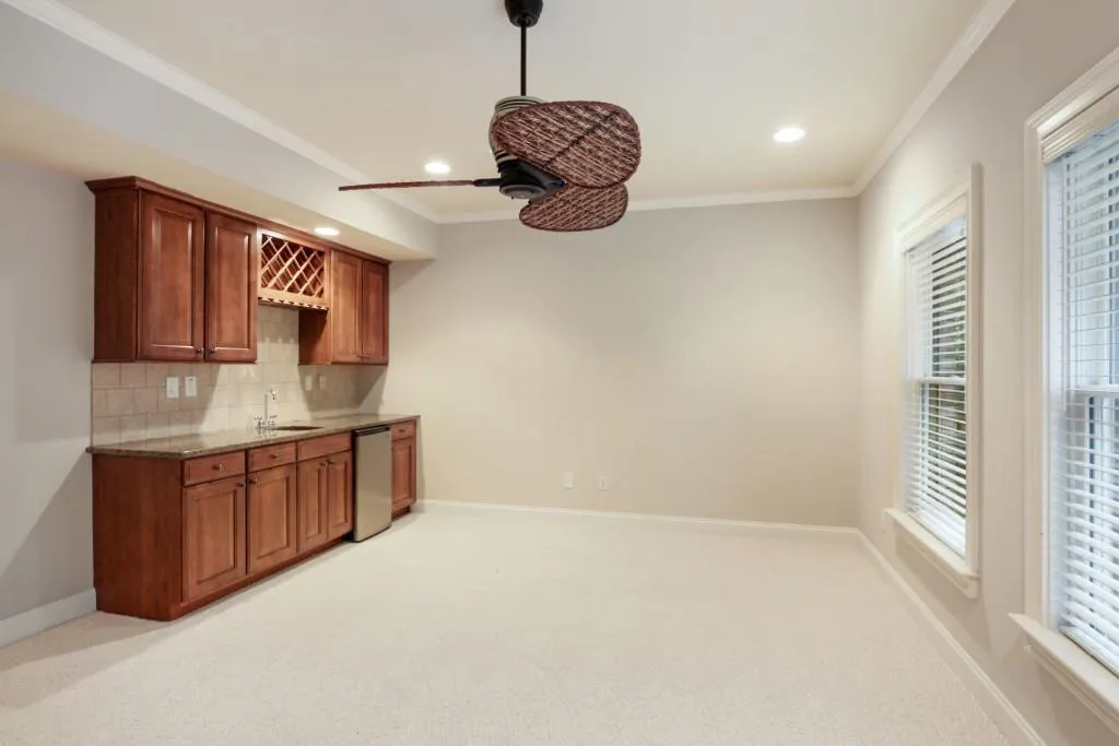 1000 Manorwood Court, Atlanta, Georgia 30328, 5 Bedrooms Bedrooms, ,4 BathroomsBathrooms,Residential,Sold,1000 Manorwood Court,5895392