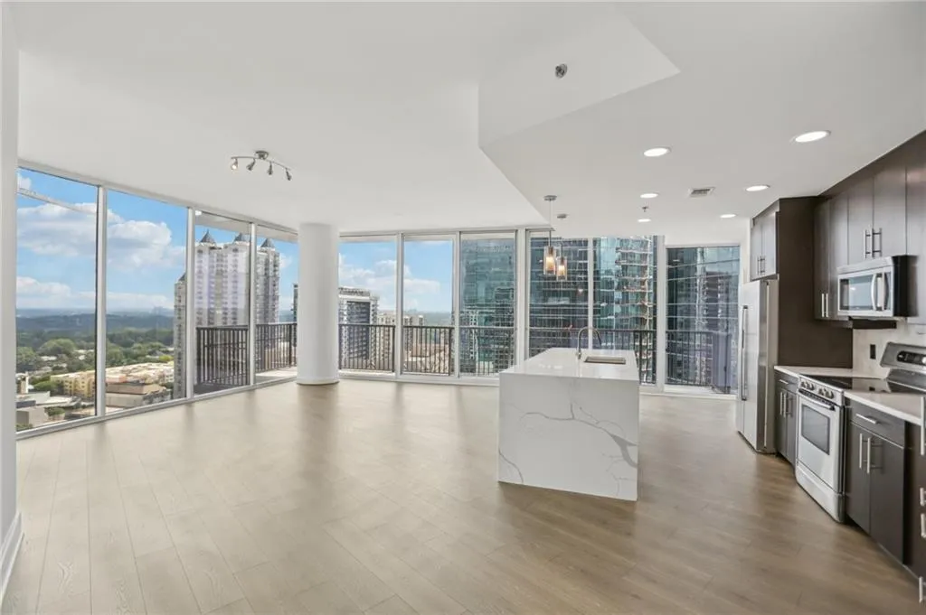 1080 Peachtree Street Ne Unit 2003, Atlanta, Georgia 30309, 2 Bedrooms Bedrooms, ,2 BathroomsBathrooms,Residential,For Sale,1080 Peachtree Street Ne Unit 2003,7615535