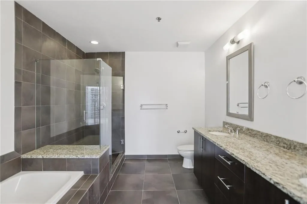 1080 Peachtree Street Ne Unit 2003, Atlanta, Georgia 30309, 2 Bedrooms Bedrooms, ,2 BathroomsBathrooms,Residential,For Sale,1080 Peachtree Street Ne Unit 2003,7615535
