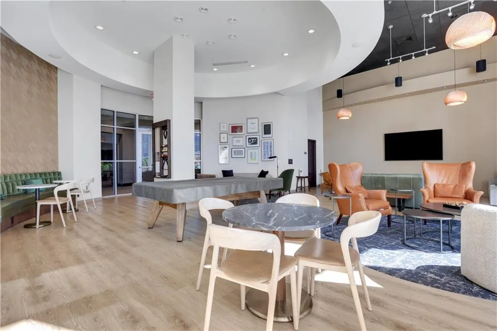 1080 Peachtree Street Ne Unit 2003, Atlanta, Georgia 30309, 2 Bedrooms Bedrooms, ,2 BathroomsBathrooms,Residential,For Sale,1080 Peachtree Street Ne Unit 2003,7615535