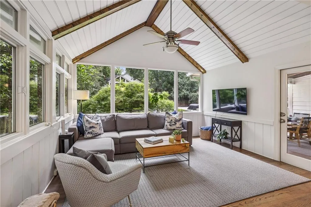 380 Garden Lane Nw, Atlanta, Georgia 30309, 4 Bedrooms Bedrooms, ,4 BathroomsBathrooms,Residential,For Sale,380 Garden Lane Nw,7636452