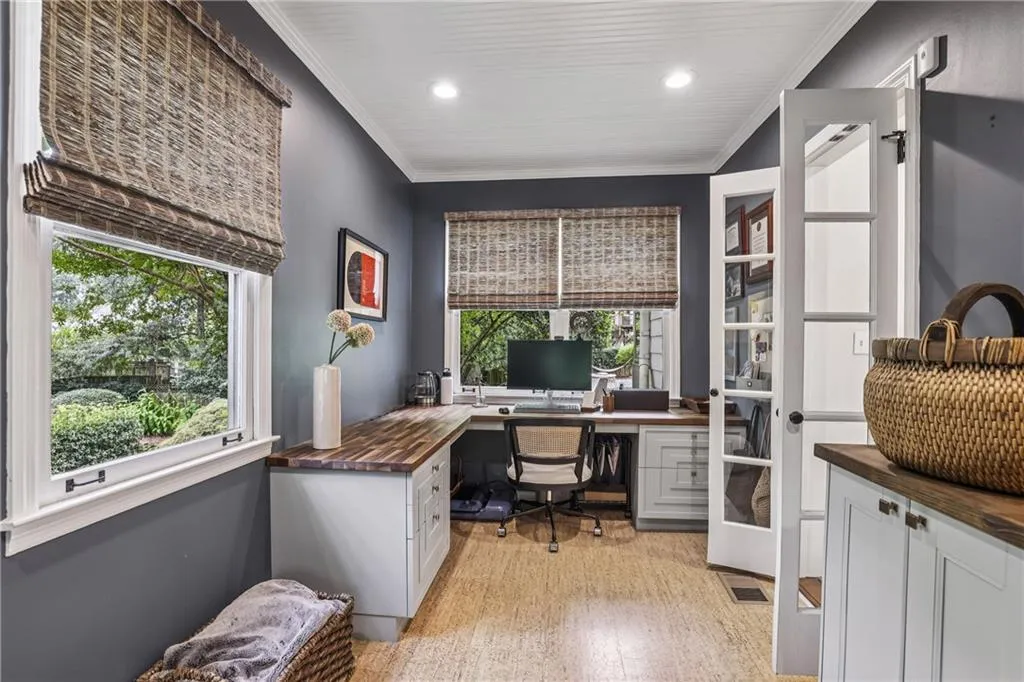 380 Garden Lane Nw, Atlanta, Georgia 30309, 4 Bedrooms Bedrooms, ,4 BathroomsBathrooms,Residential,For Sale,380 Garden Lane Nw,7636452