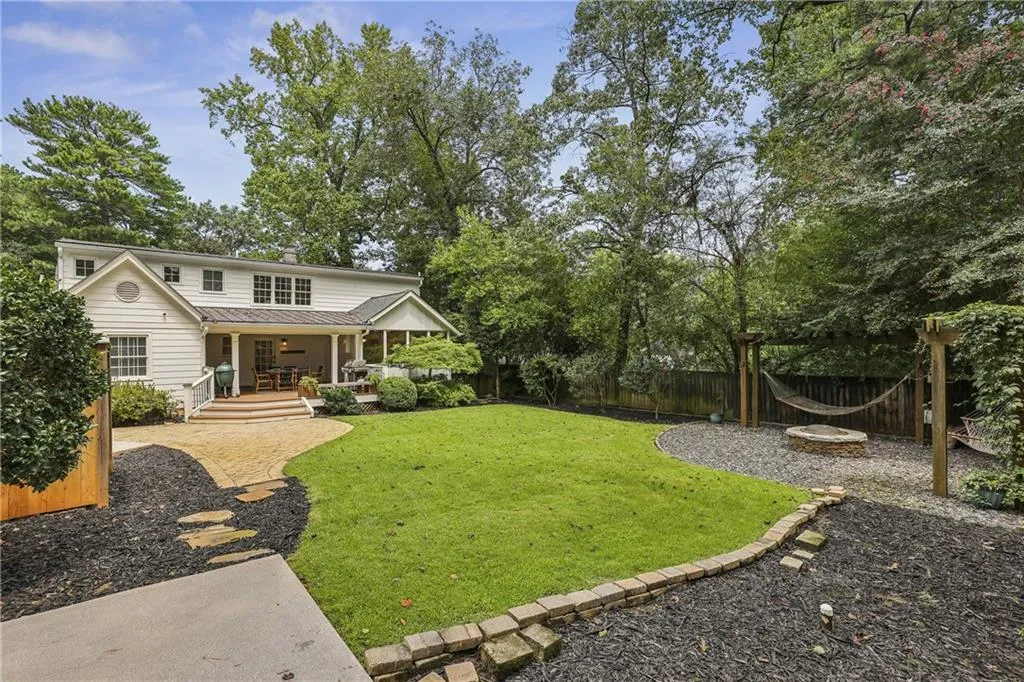 380 Garden Lane Nw, Atlanta, Georgia 30309, 4 Bedrooms Bedrooms, ,4 BathroomsBathrooms,Residential,For Sale,380 Garden Lane Nw,7636452