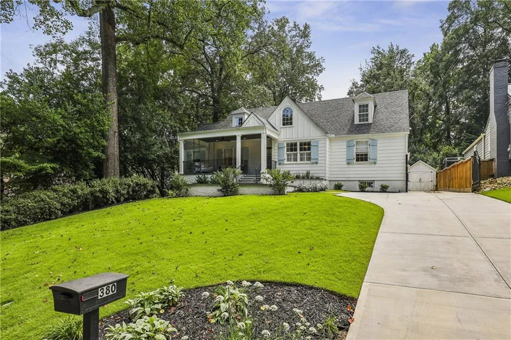 380 Garden Lane Nw, Atlanta, Georgia 30309, 4 Bedrooms Bedrooms, ,4 BathroomsBathrooms,Residential,For Sale,380 Garden Lane Nw,7636452