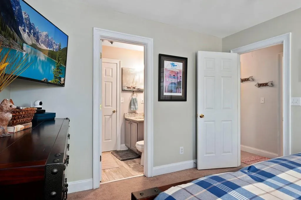1602 Masons Creek Circle, Atlanta, Georgia 30350, 3 Bedrooms Bedrooms, ,2 BathroomsBathrooms,Residential,Sold,1602 Masons Creek Circle,6538338