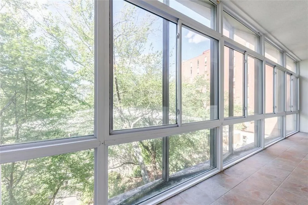 3060 Pharr Court North Nw Unit 302, Atlanta, Georgia 30305, 2 Bedrooms Bedrooms, 0 ,1 BathroomBathrooms,Residential,For Sale,3060 Pharr Court North Nw Unit 302,7817879