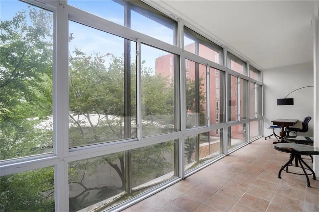 3060 Pharr Court North Nw Unit 302, Atlanta, Georgia 30305, 2 Bedrooms Bedrooms, 0 ,1 BathroomBathrooms,Residential,For Sale,3060 Pharr Court North Nw Unit 302,7817879