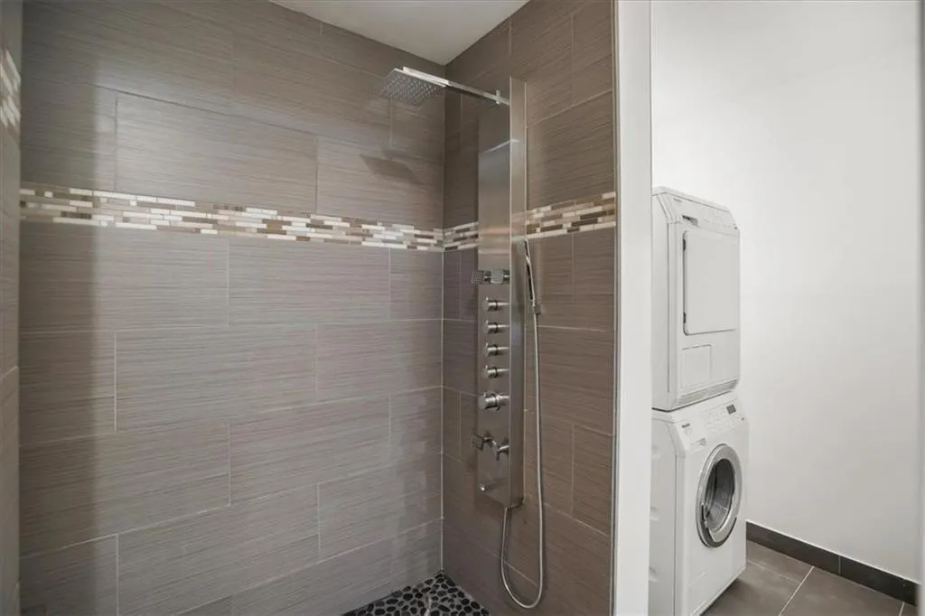 New European shower