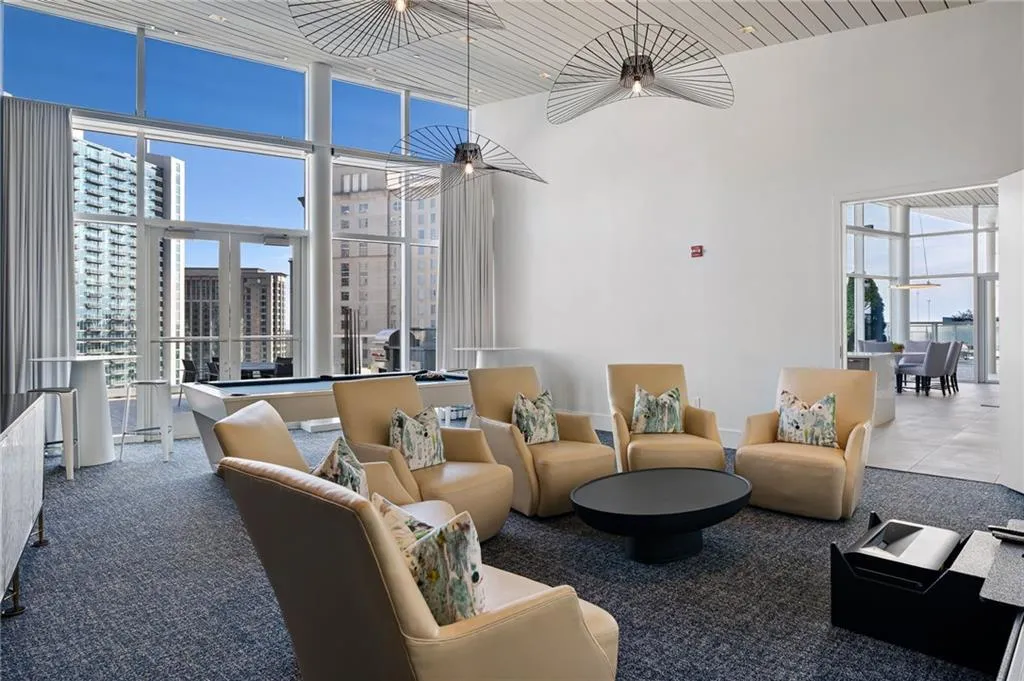Clubroom.