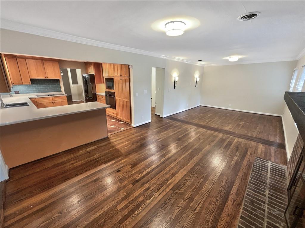 6721 Castleton Drive, Atlanta, Georgia 30328, 3 Bedrooms Bedrooms, ,3 BathroomsBathrooms,Residential,Sold,6721 Castleton Drive,7277226