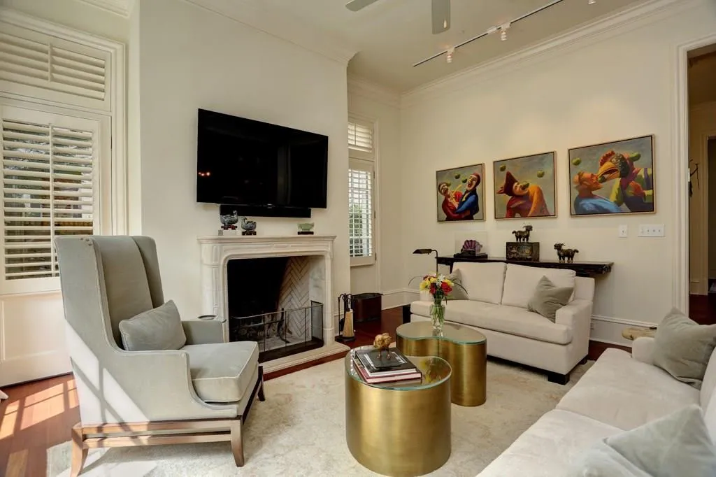 2640 Peachtree Road Nw Unit 4, Atlanta, Georgia 30305, 3 Bedrooms Bedrooms, ,4 BathroomsBathrooms,Residential,Sold,2640 Peachtree Road Nw Unit 4,5909130