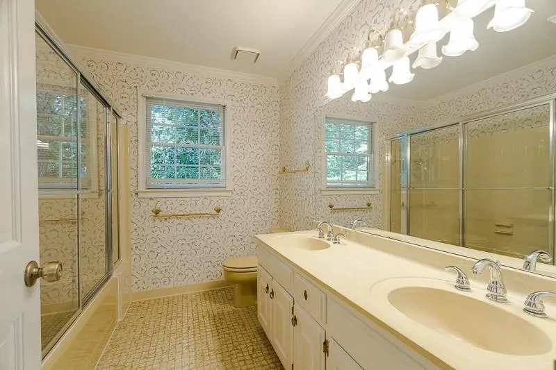 8160 Habersham Waters Road, Sandy Springs, Georgia 30350, 5 Bedrooms Bedrooms, ,4 BathroomsBathrooms,Residential,Sold,8160 Habersham Waters Road,5747880