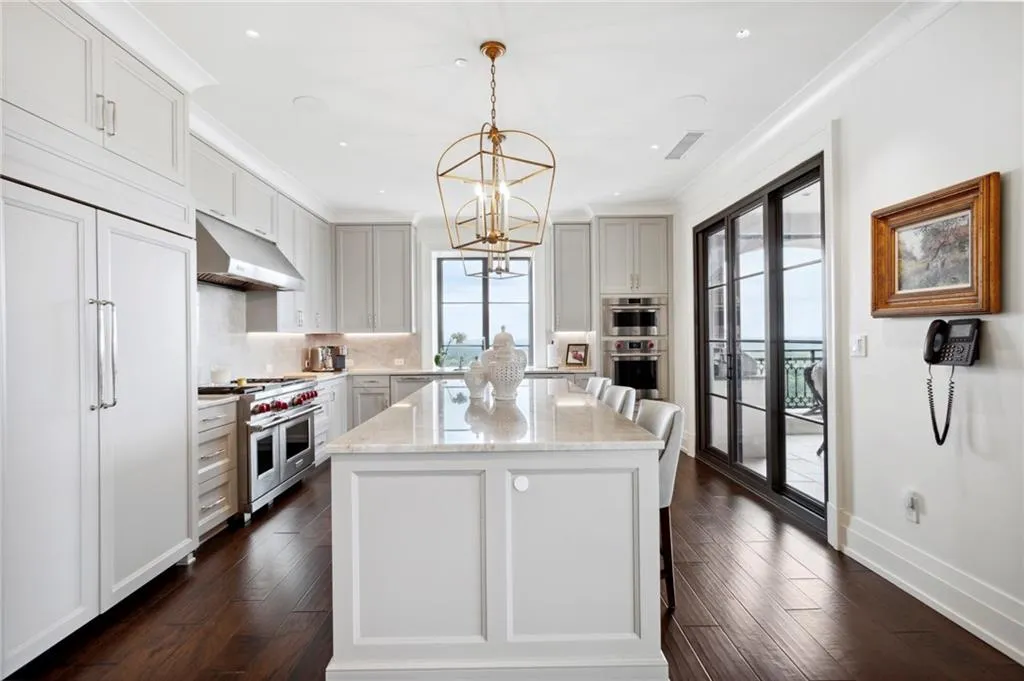 88 W PACES FERRY Road NW Unit 2140, Atlanta, Georgia 30305, 2 Bedrooms Bedrooms, ,2 BathroomsBathrooms,Residential,For Sale,88 W PACES FERRY Road NW Unit 2140,7257662