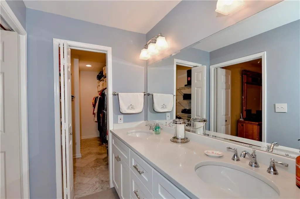 303 Garden Court, Sandy Springs, Georgia 30328, 3 Bedrooms Bedrooms, ,2 BathroomsBathrooms,Residential,Sold,303 Garden Court,6065332