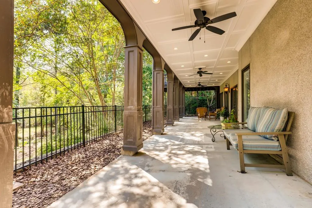 130 Hidden Falls Lane E, Sandy Springs, Georgia 30328, 4 Bedrooms Bedrooms, ,4 BathroomsBathrooms,Residential,Sold,130 Hidden Falls Lane E,6626134