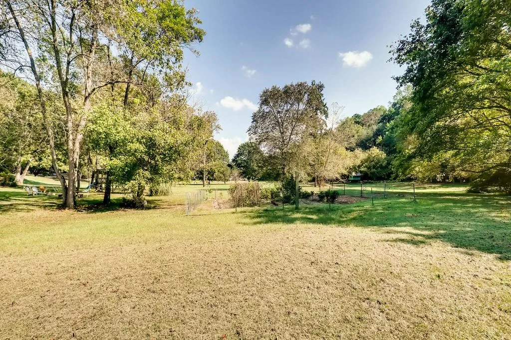 130 Hidden Falls Lane E, Sandy Springs, Georgia 30328, 4 Bedrooms Bedrooms, ,4 BathroomsBathrooms,Residential,Sold,130 Hidden Falls Lane E,6626134