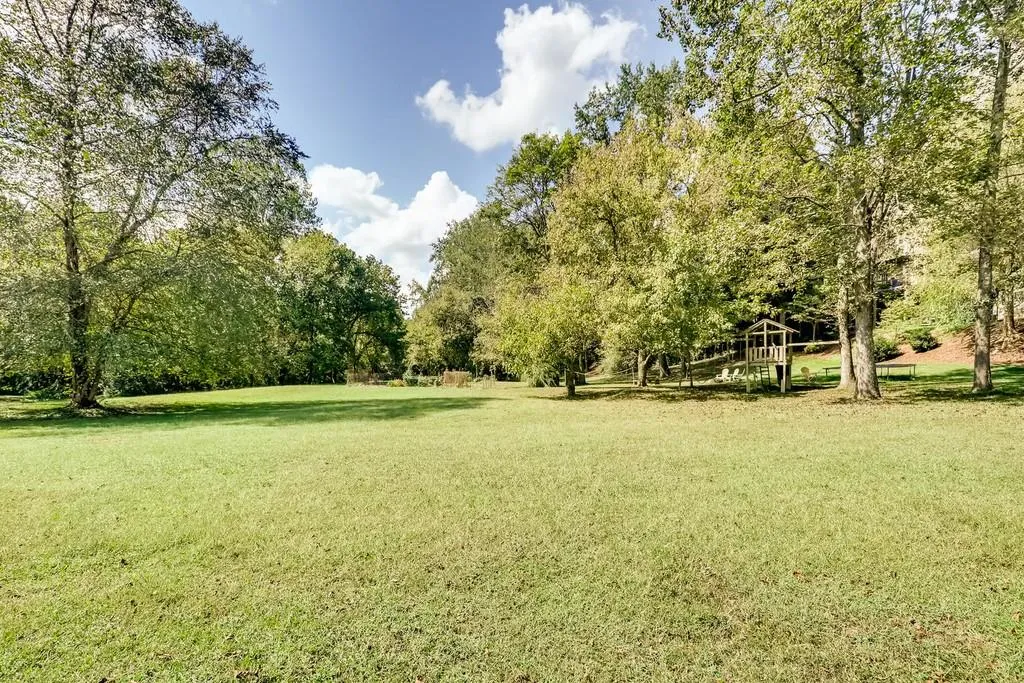 130 Hidden Falls Lane E, Sandy Springs, Georgia 30328, 4 Bedrooms Bedrooms, ,4 BathroomsBathrooms,Residential,Sold,130 Hidden Falls Lane E,6626134