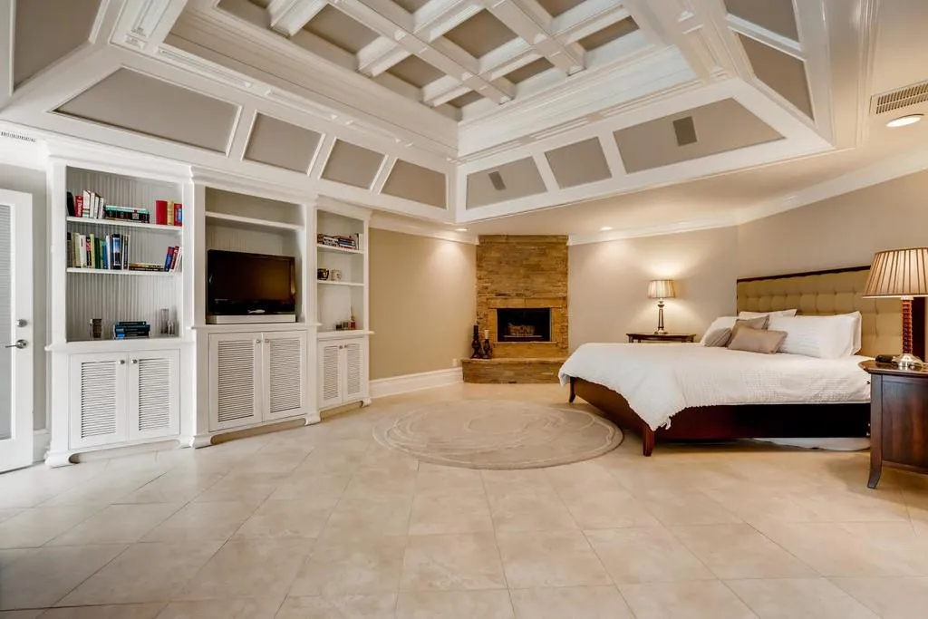 130 Hidden Falls Lane E, Sandy Springs, Georgia 30328, 4 Bedrooms Bedrooms, ,4 BathroomsBathrooms,Residential,Sold,130 Hidden Falls Lane E,6626134