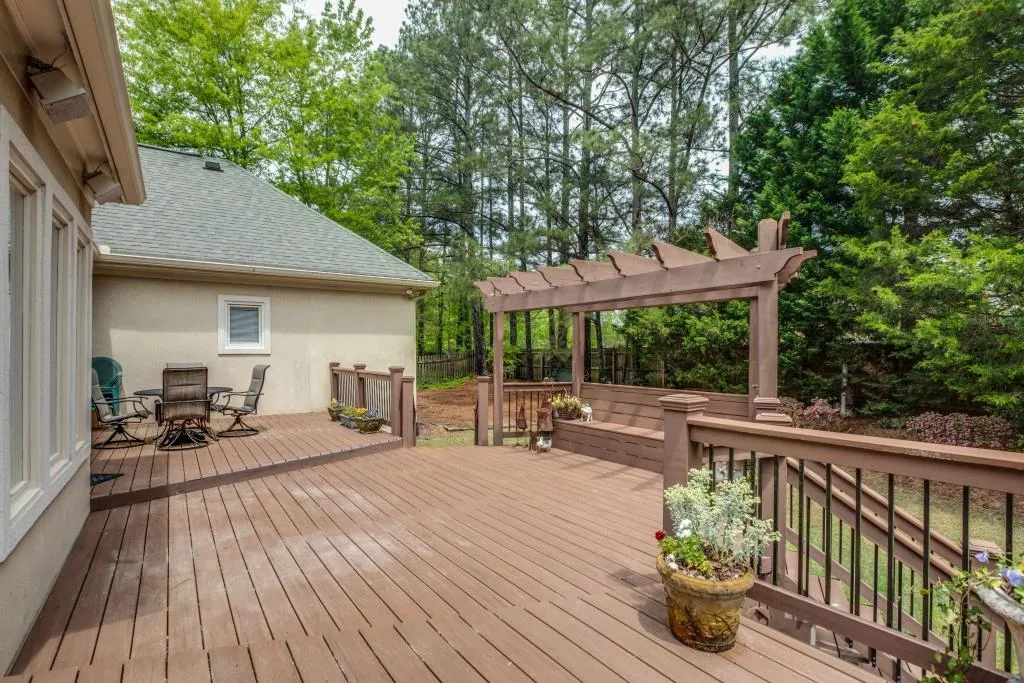330 Morganshire Place, Sandy Springs, Georgia 30350, 5 Bedrooms Bedrooms, ,4 BathroomsBathrooms,Residential,Sold,330 Morganshire Place,6002310