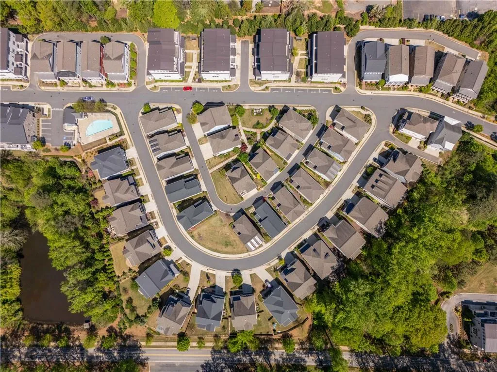 Birds eye view of property featuring a residential view