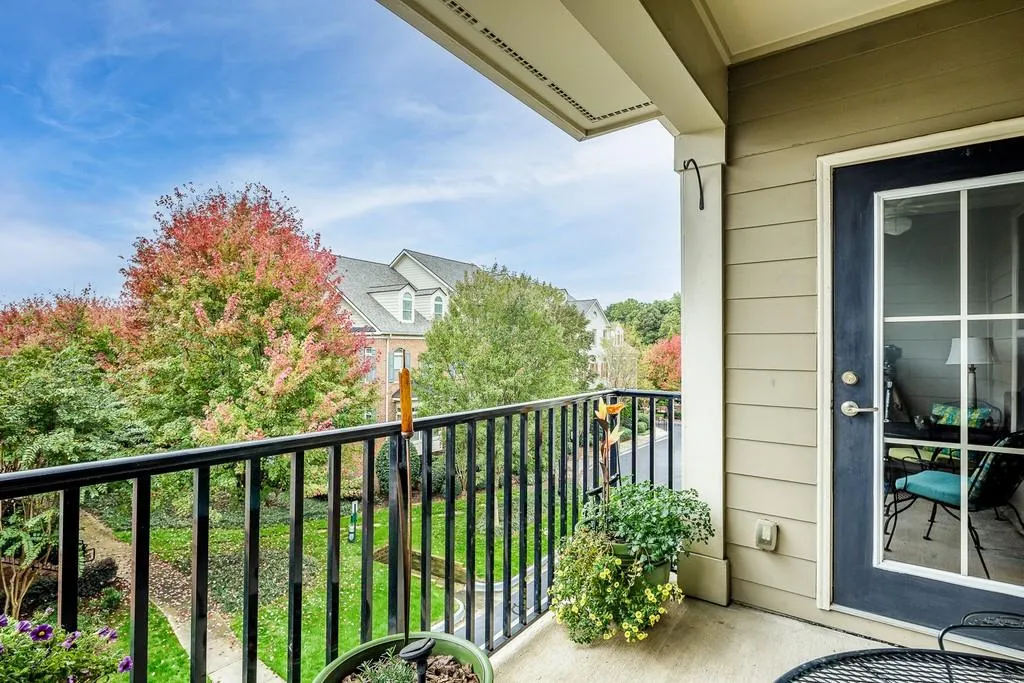 262 Le Gran Bend Unit 262, Atlanta, Georgia 30328, 2 Bedrooms Bedrooms, ,2 BathroomsBathrooms,Residential,Sold,262 Le Gran Bend Unit 262,6802826