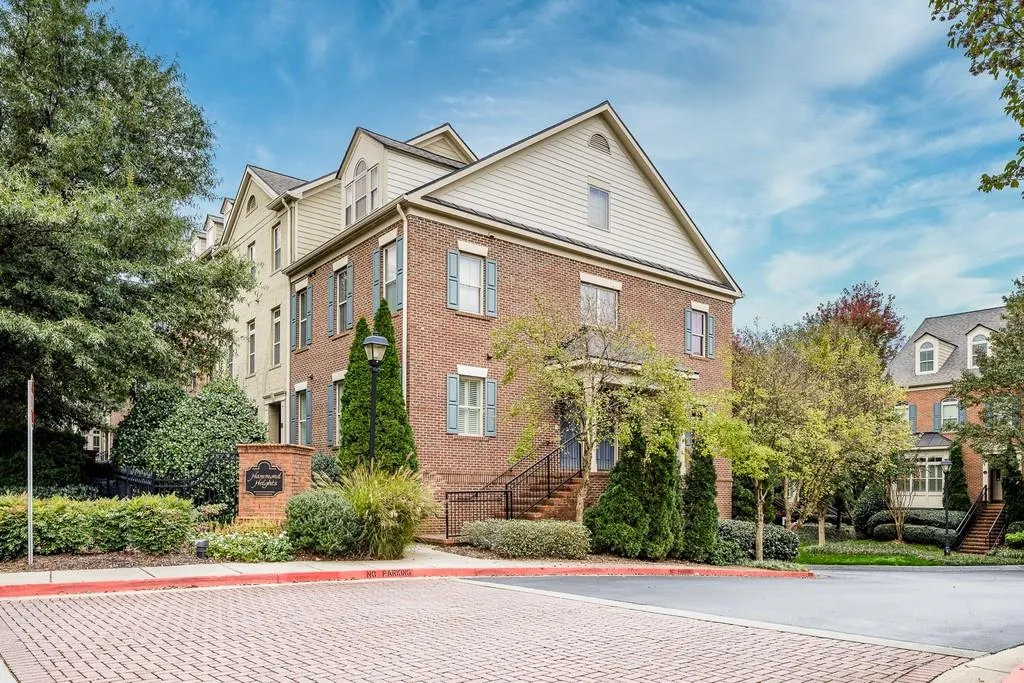 262 Le Gran Bend Unit 262, Atlanta, Georgia 30328, 2 Bedrooms Bedrooms, ,2 BathroomsBathrooms,Residential,Sold,262 Le Gran Bend Unit 262,6802826