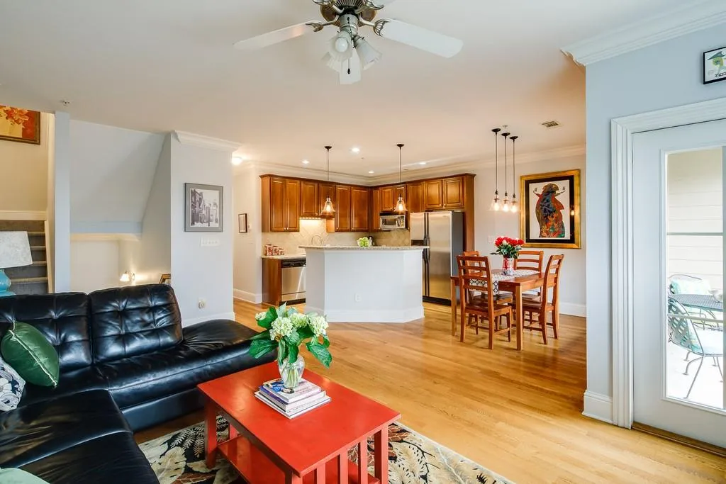 262 Le Gran Bend Unit 262, Atlanta, Georgia 30328, 2 Bedrooms Bedrooms, ,2 BathroomsBathrooms,Residential,Sold,262 Le Gran Bend Unit 262,6802826