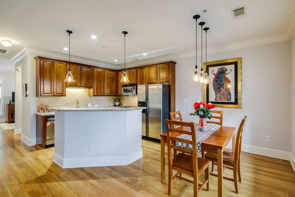 262 Le Gran Bend Unit 262, Atlanta, Georgia 30328, 2 Bedrooms Bedrooms, ,2 BathroomsBathrooms,Residential,Sold,262 Le Gran Bend Unit 262,6802826