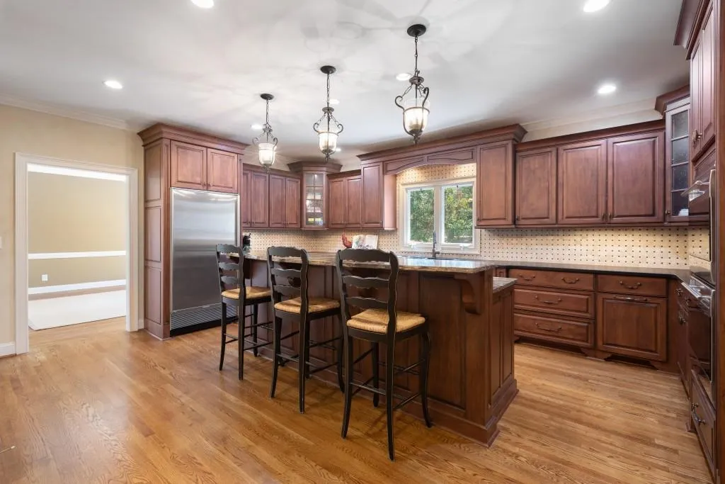 580 Valley Hall Drive, Atlanta, Georgia 30350, 4 Bedrooms Bedrooms, ,5 BathroomsBathrooms,Residential,Sold,580 Valley Hall Drive,6852175