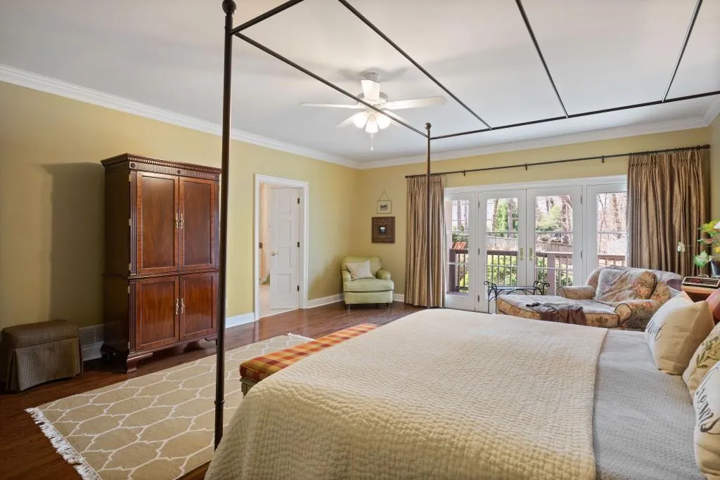 580 Valley Hall Drive, Atlanta, Georgia 30350, 4 Bedrooms Bedrooms, ,5 BathroomsBathrooms,Residential,Sold,580 Valley Hall Drive,6852175