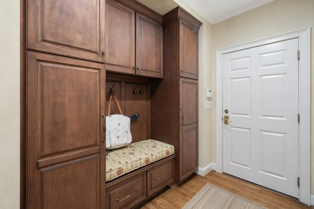 580 Valley Hall Drive, Atlanta, Georgia 30350, 4 Bedrooms Bedrooms, ,5 BathroomsBathrooms,Residential,Sold,580 Valley Hall Drive,6852175