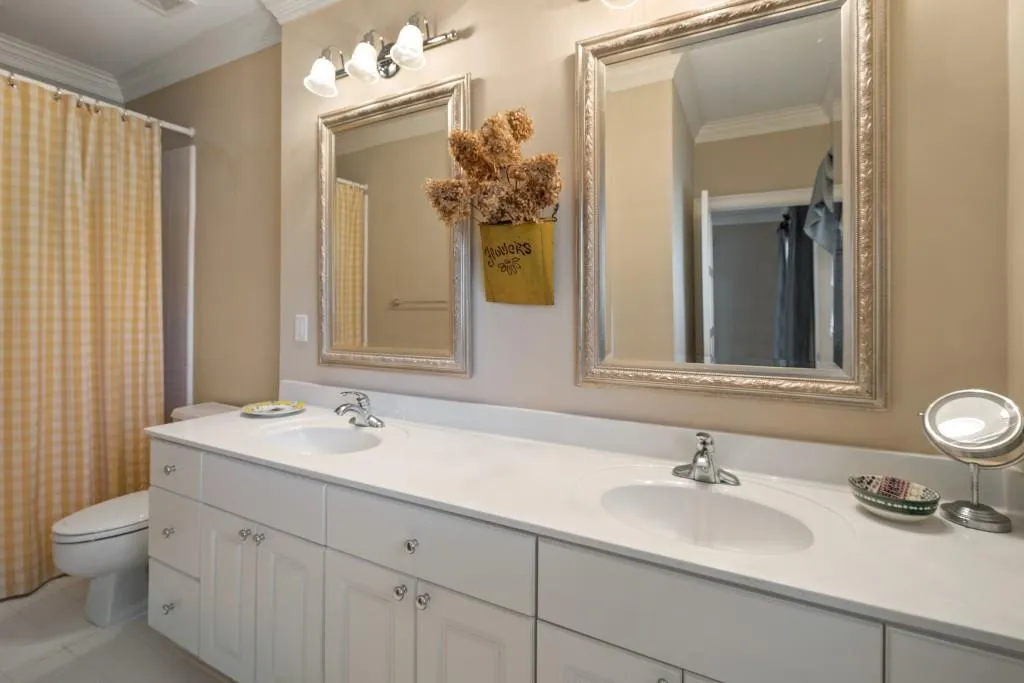 580 Valley Hall Drive, Atlanta, Georgia 30350, 4 Bedrooms Bedrooms, ,5 BathroomsBathrooms,Residential,Sold,580 Valley Hall Drive,6852175